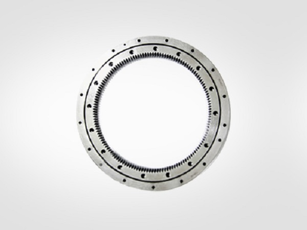 交叉滾子轉盤軸承與普通的轉盤軸承對比有哪些優勢？