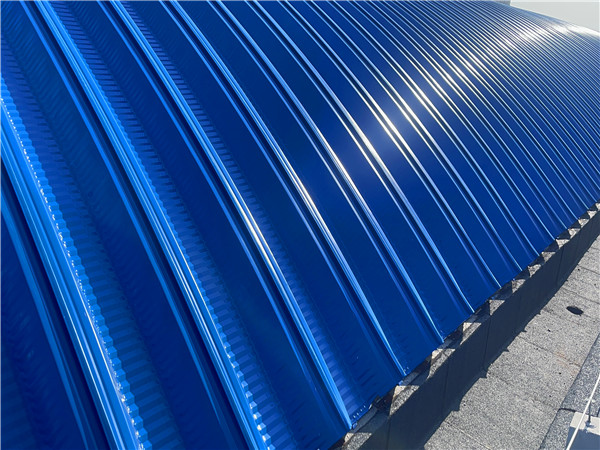 遼寧某糧庫機(jī)械罩棚拱形屋頂工程案例分享遼寧糧庫拱形屋頂施工現(xiàn)場(chǎng)3 遼寧某糧庫機(jī)械罩棚拱形屋頂工程案例分享遼寧糧庫拱形屋頂施工現(xiàn)場(chǎng)3